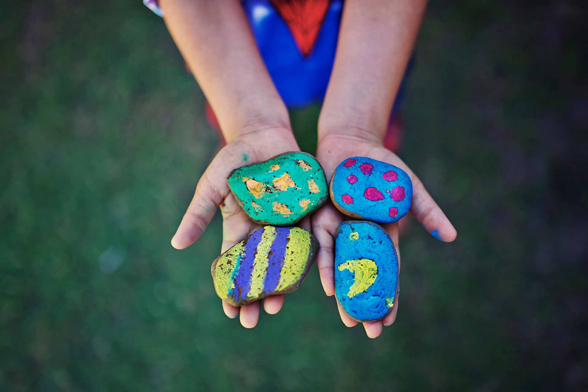 painting rocks for child grief support